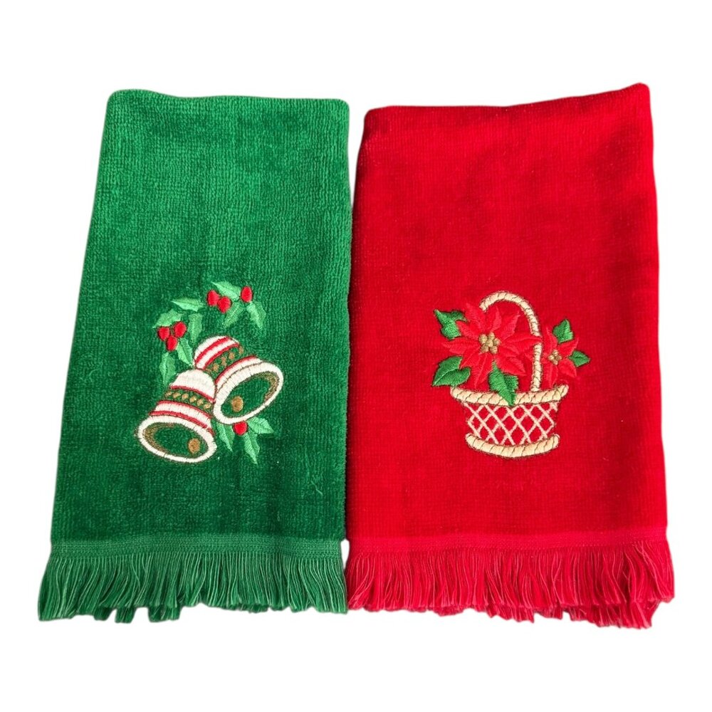 VTG Pier 1 Christmas Fingertip Tea Towels Red Green Holiday Fringe Made in USA